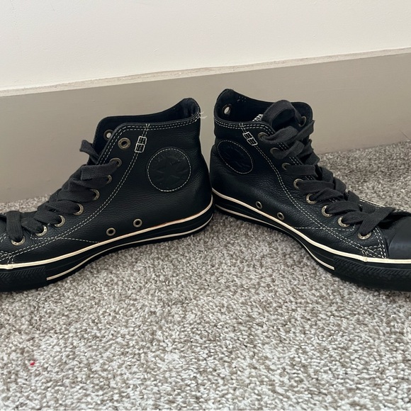 Black leather high top converse, size 6.5 mens, 8.5 women’s - Picture 2 of 5